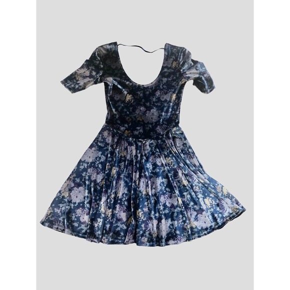FREE W/PURCH Kimchi Blue Urban Outfitter Blue Floral Velour S-Sleeve Dress Small - Picture 7 of 7